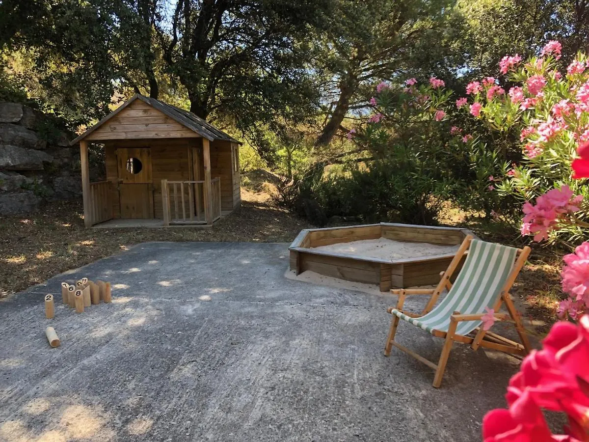 Holiday home Le Mas Du Rocher Merindol-les-Oliviers